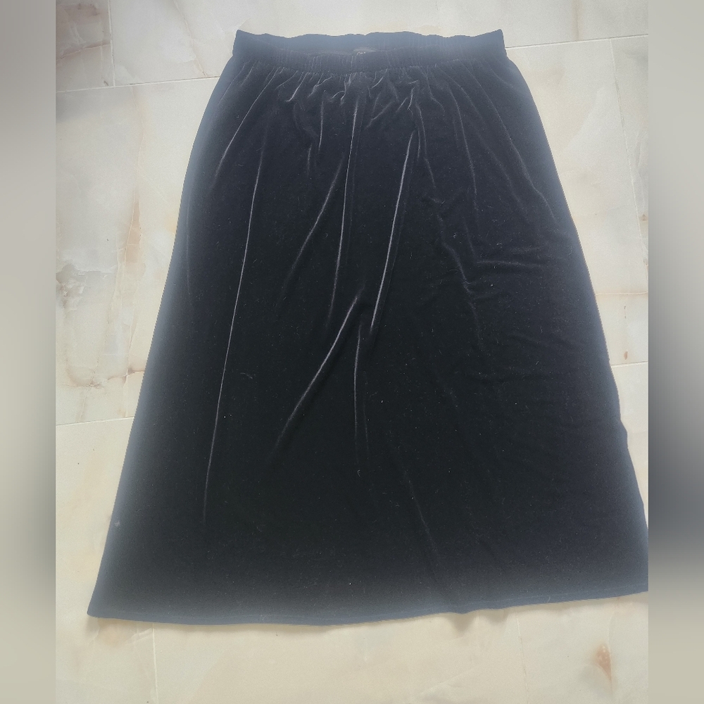 Onyx Nite Black Velvour A-Line Skirt